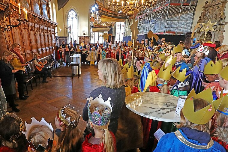 Empfang von Sternsingern in der Oberen Halle des Bremer Rathauses